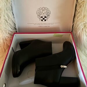 NWT Vince Camuto Sleek Black Heeled Boots